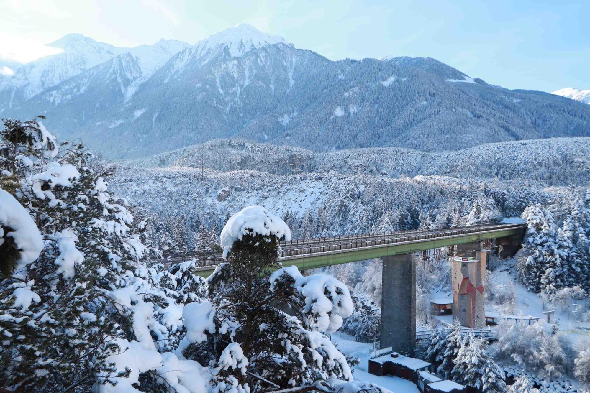 Hotel Area 47 - Tirol Ötztal-Bahnhof Zewnętrze zdjęcie